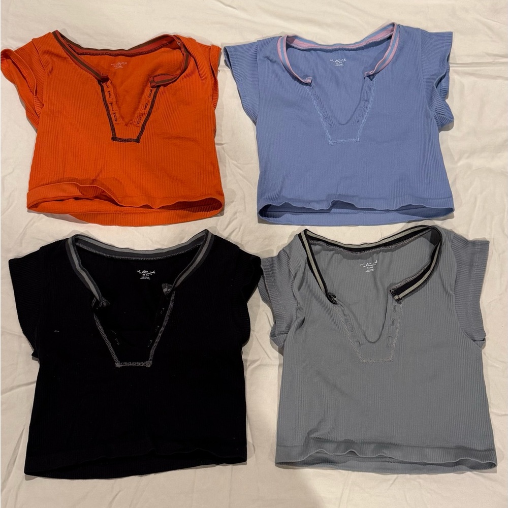 Set of 4 Urban Outfitters Cropped Baby Tees